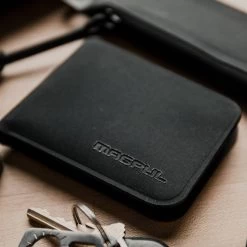 Magpul DAKA Bifold Wallet -Tactical Clothing Store magpul daka bifold wallet mag906 11850.1603747093